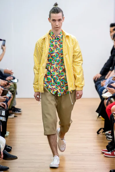 Look 31